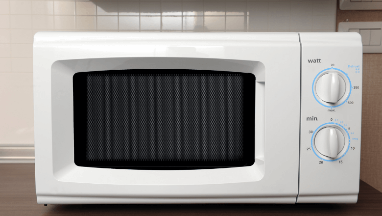 電子レンジでアルミホイルを温めない