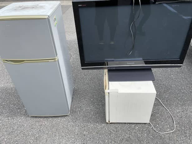 液晶テレビ回収前